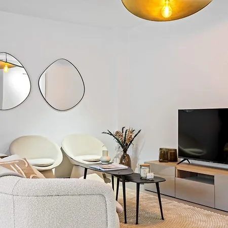 Elegant Comfort Modern In Limpertsberg Luxembourg