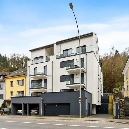 Stylish Near Eu Institutions شقة *